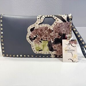 Valentino Garavani Rockstud Clutch